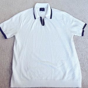 ABERCROMBIE & FITCH Mens Polo Collar shirt. Size medium cream red and navy color